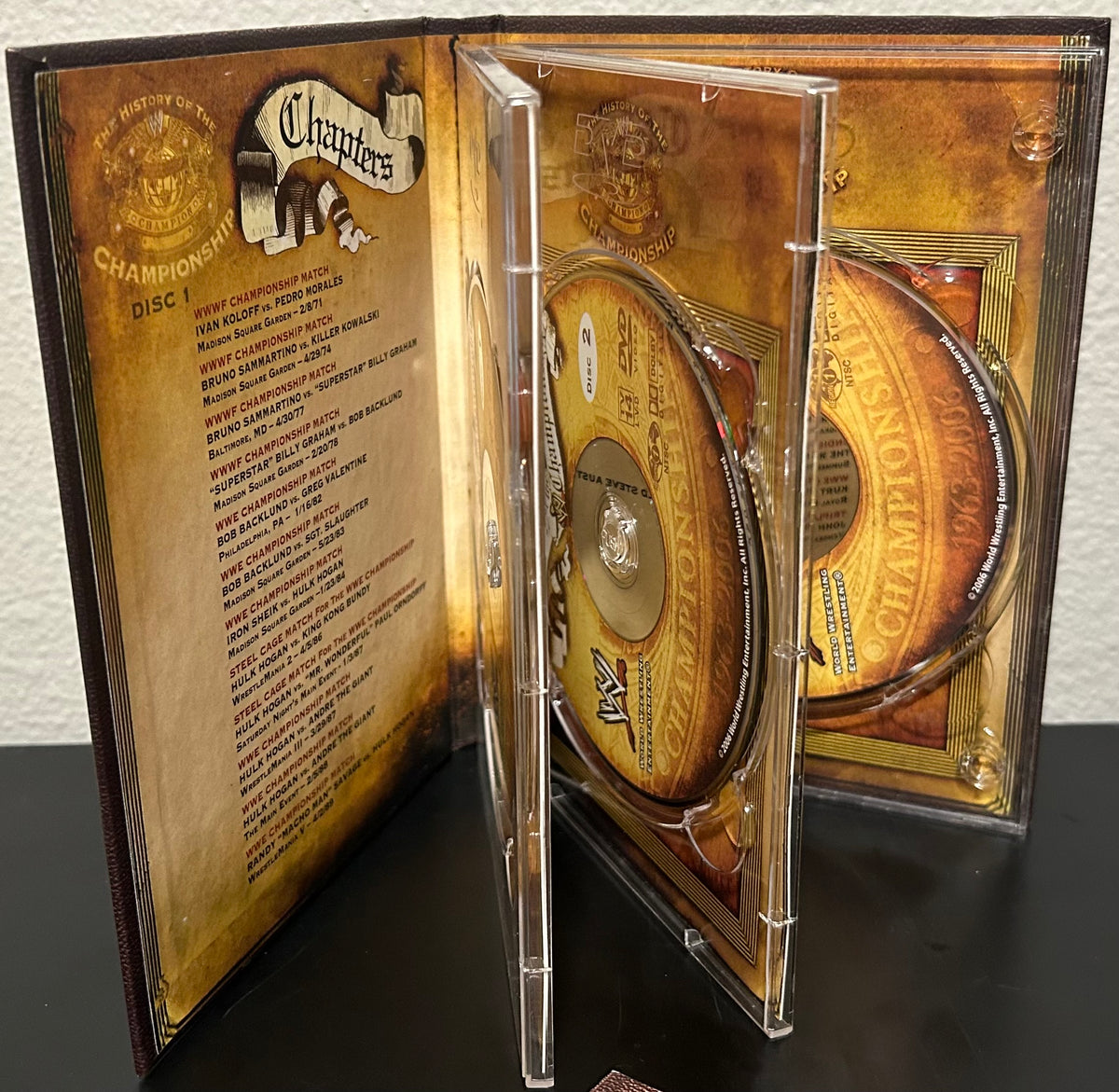 + WWE DVD “History of The WWE Championship” (3-Disc Set)