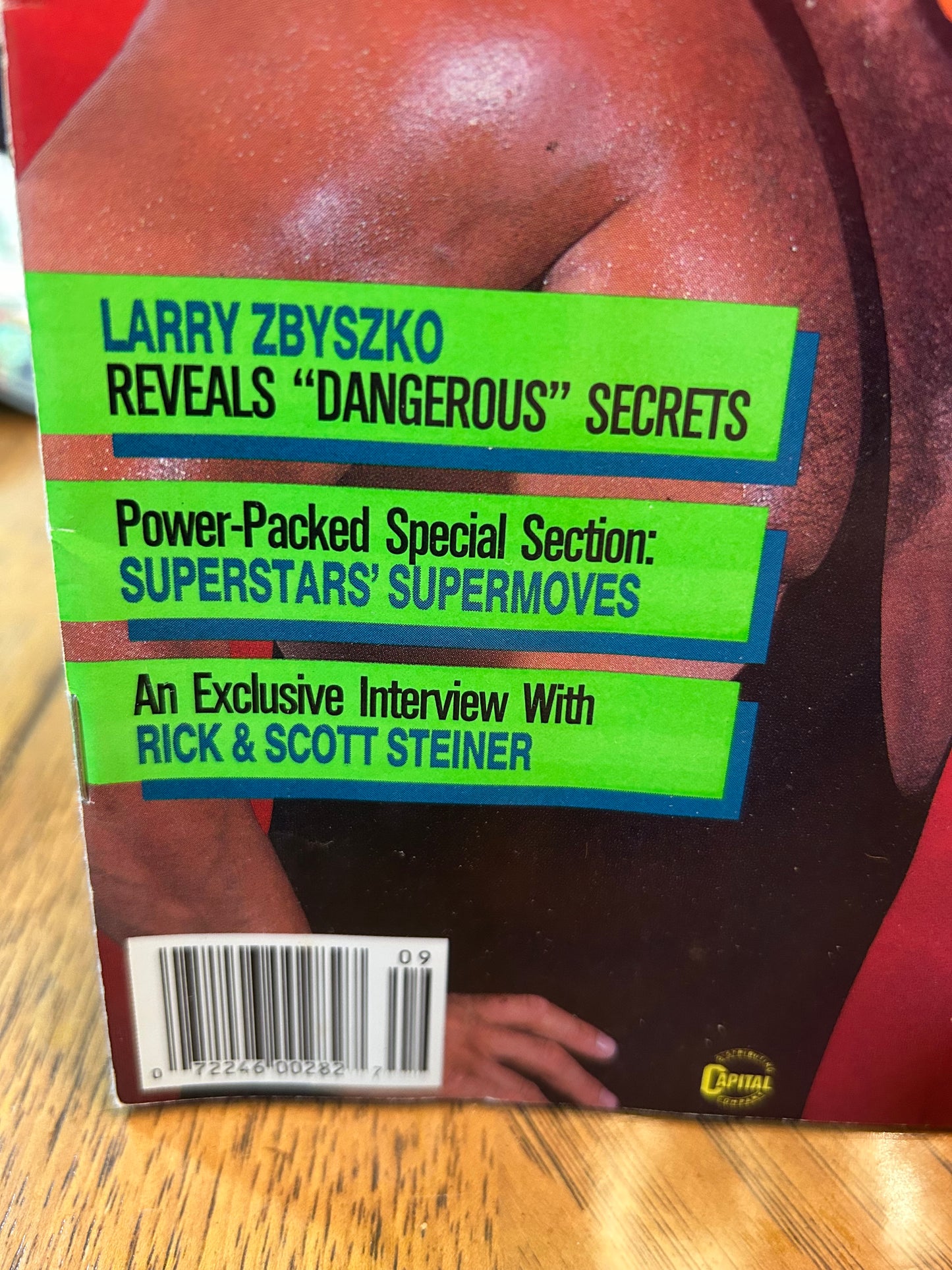 WCW Official Magazine September 1992 (Missy Hyatt Poster Inside)