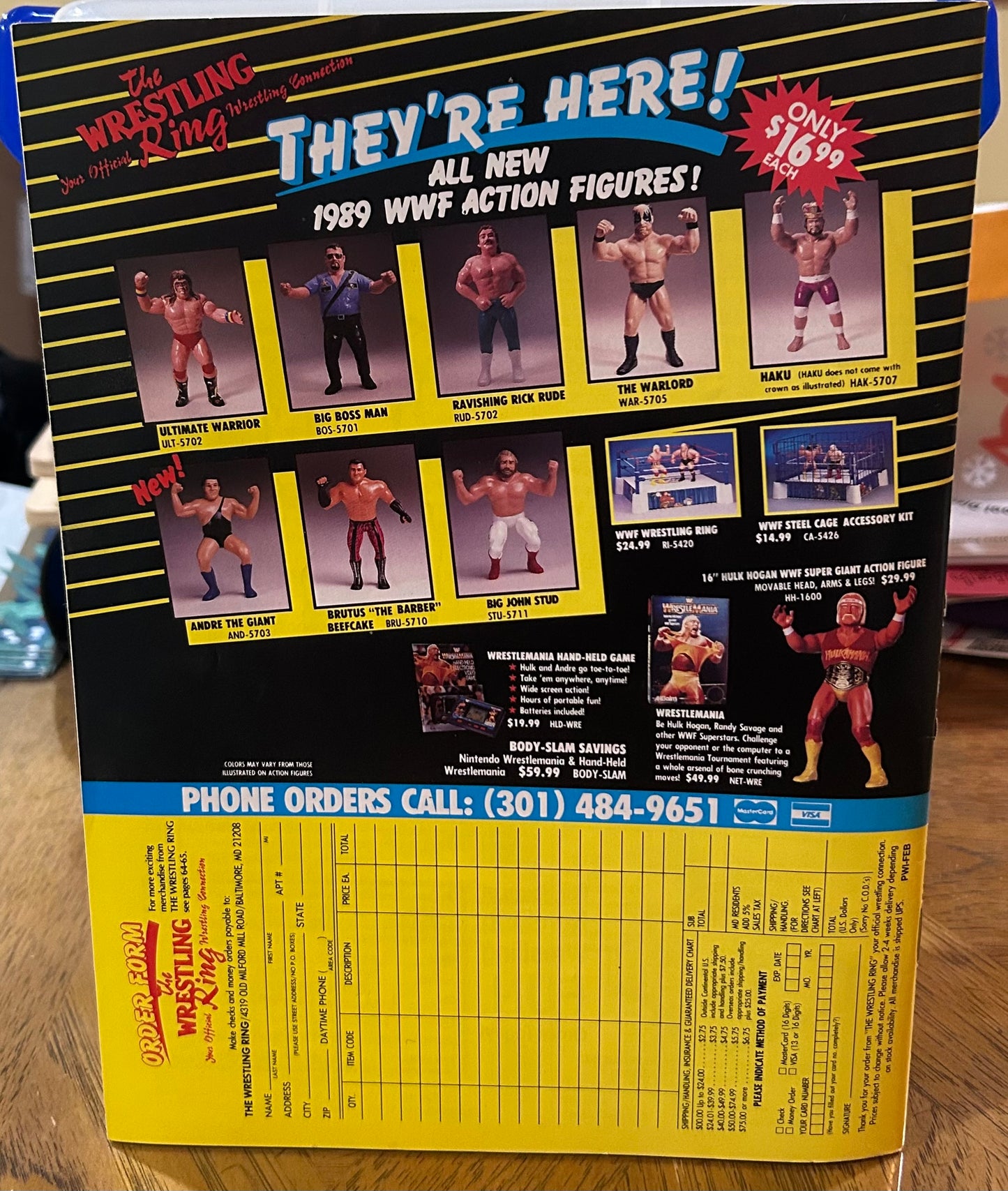 PWI Pro Wrestling Illustrated Magazine Feb. 1990 (Bret Hart Full Color Poster Inside)