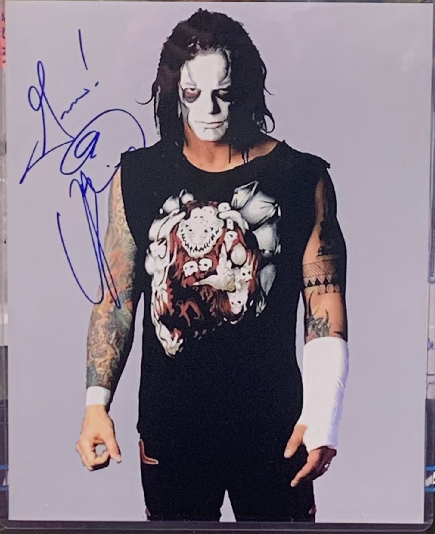 Vampiro Signed 8x10 Color Photo (Comes w/COA)