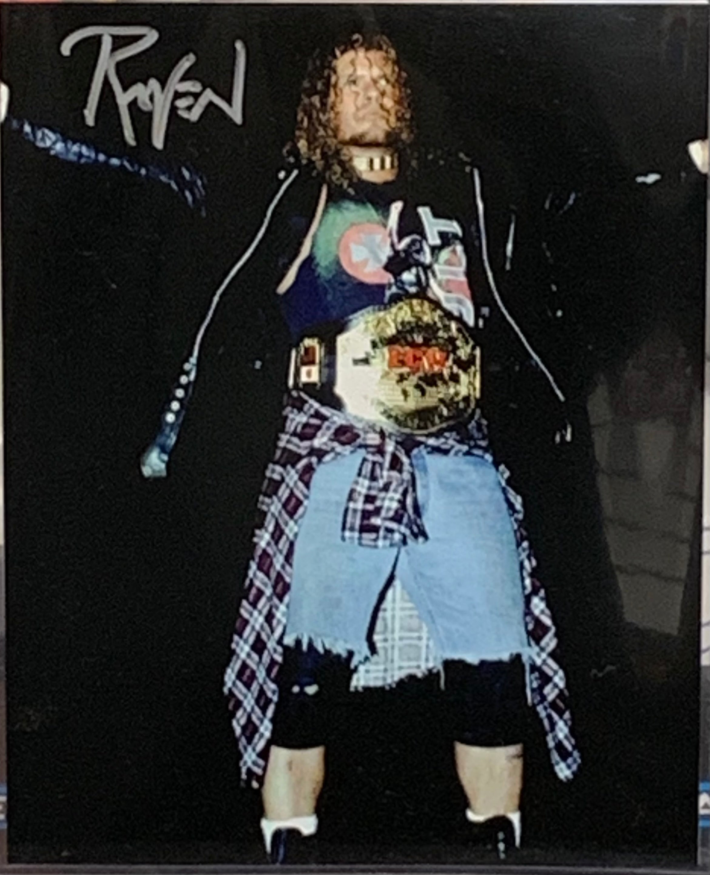 Ecw Color Guide Raven ECW 8x10 Color Photo (Comes w/COA) – The Wrestling Universe
