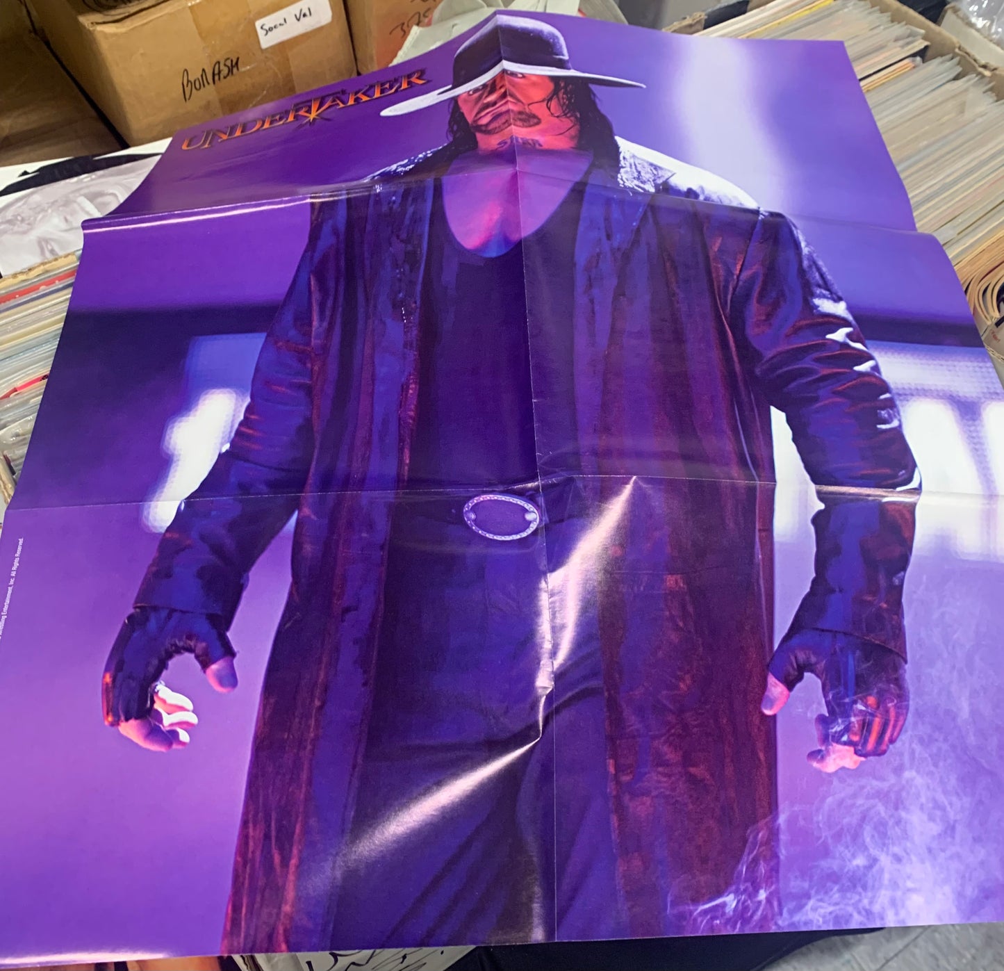 WWE Smackdown Magazine March 2005 (HUGE Double Sided Undertaker Poster Inside)