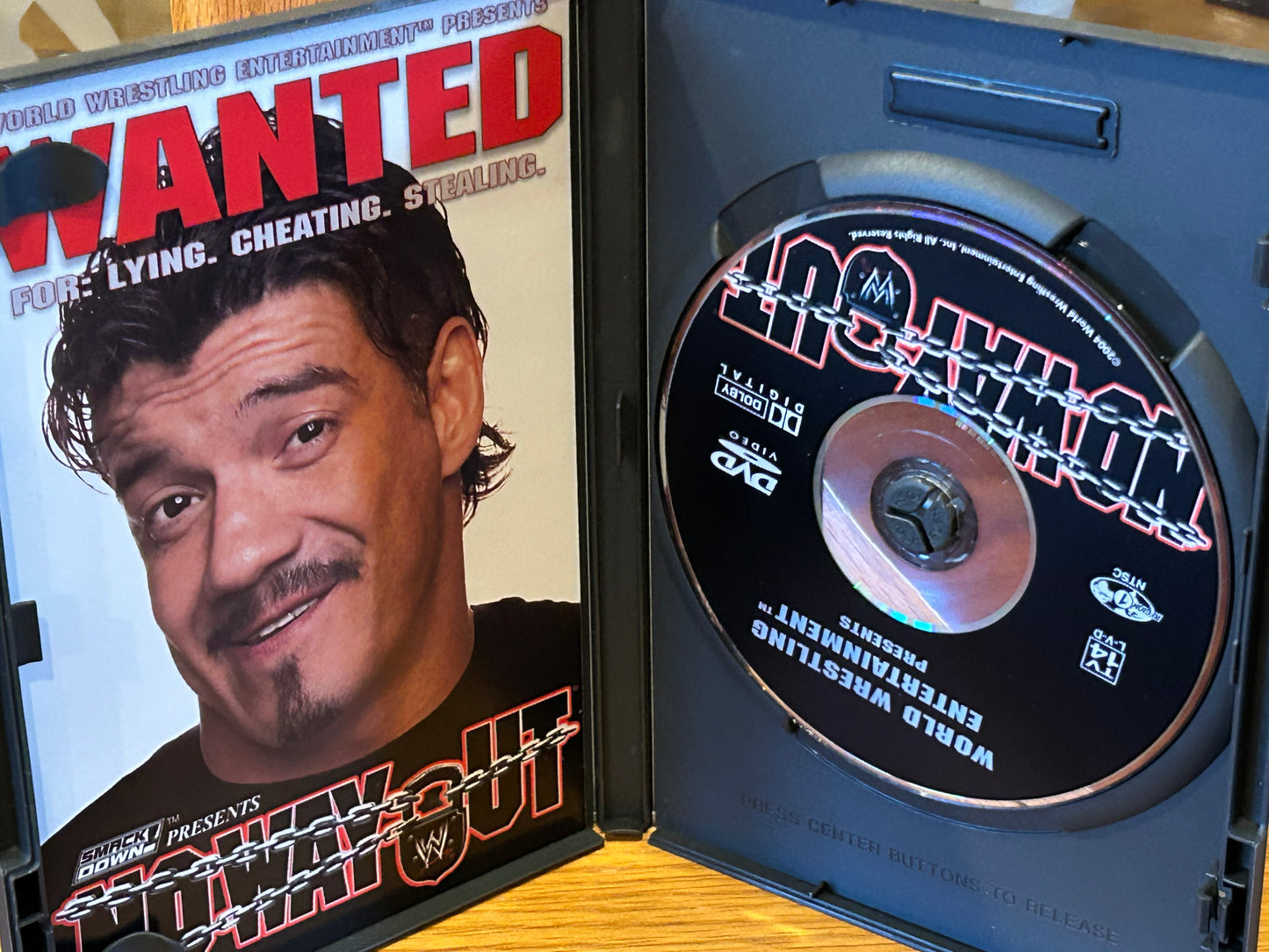 * WWE No Way Out 2004 DVD (Eddie Guerrero, Brock Lesnar & so much more)