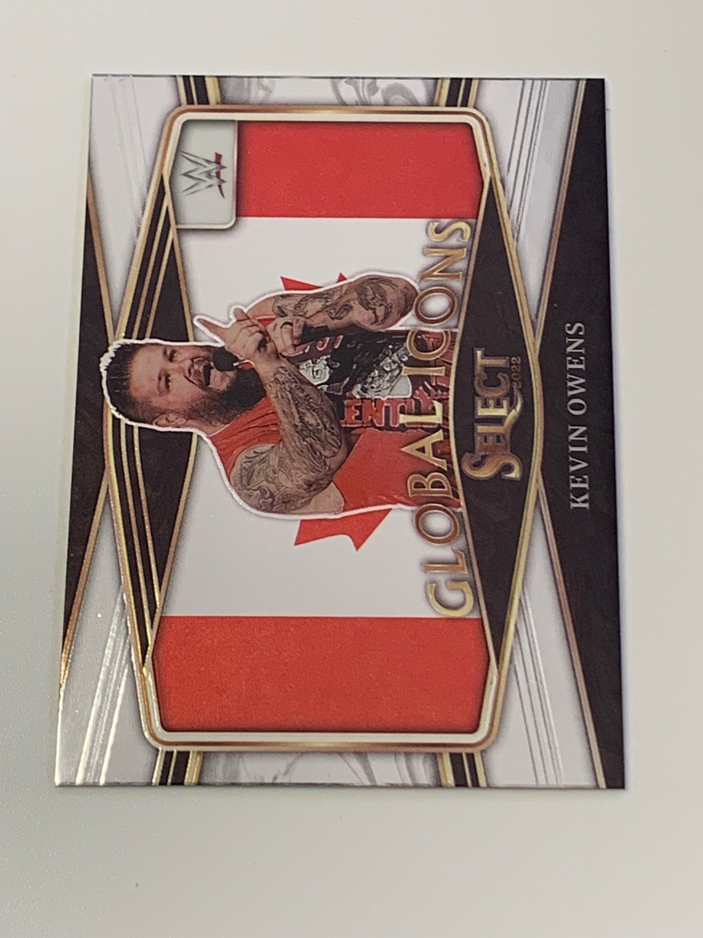 Kevin Owens 2022 WWE Panini Select “Global Icons” Card