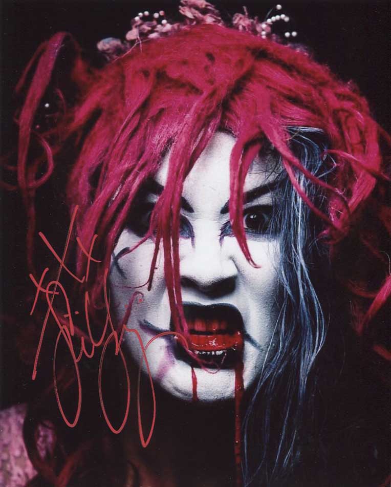 Su Yung (Susie) Pose 2 Signed Photo COA
