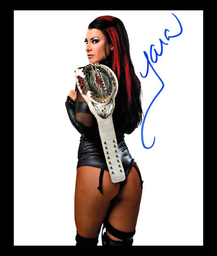 Victoria (Tara) Pose 8 Signed Photo COA