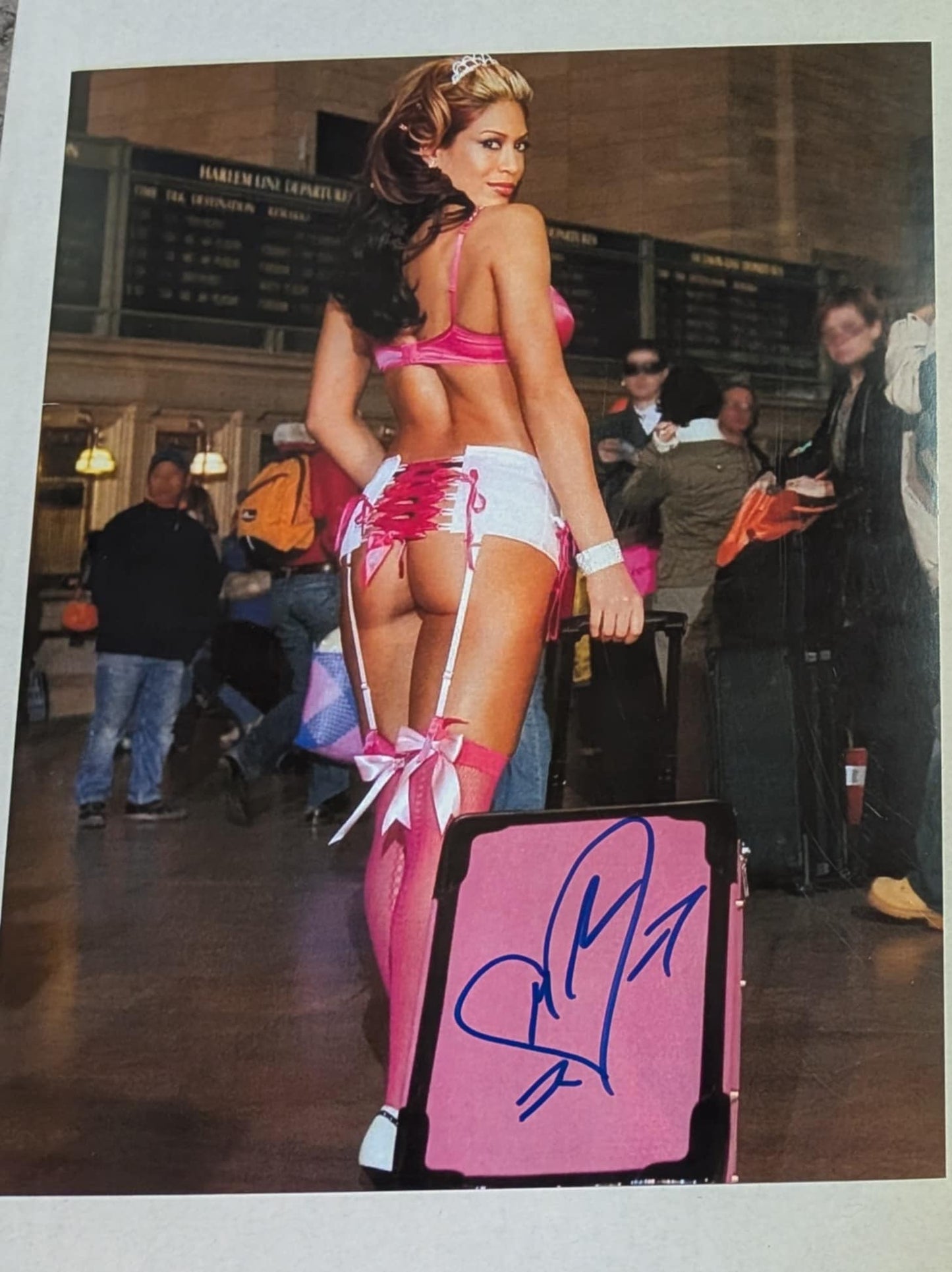 Melina Pose 10 Signed Photo COA