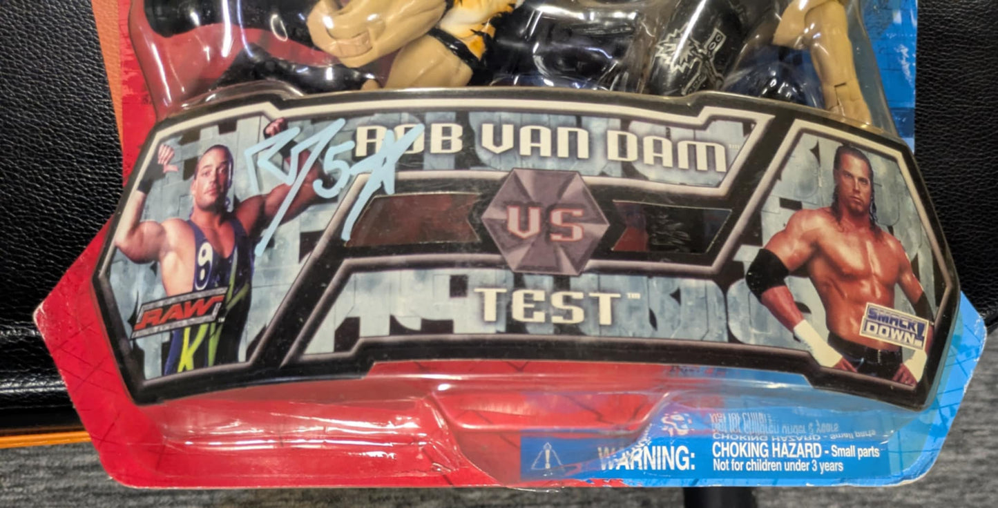 Rob Van Dam vs Test Signed WWE RINGSIDE RIVALS JAKKS 2-PACK Figure COA