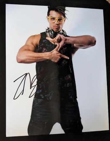 Zema Ion (Joaquin Wilde) Pose 1 Signed Photo