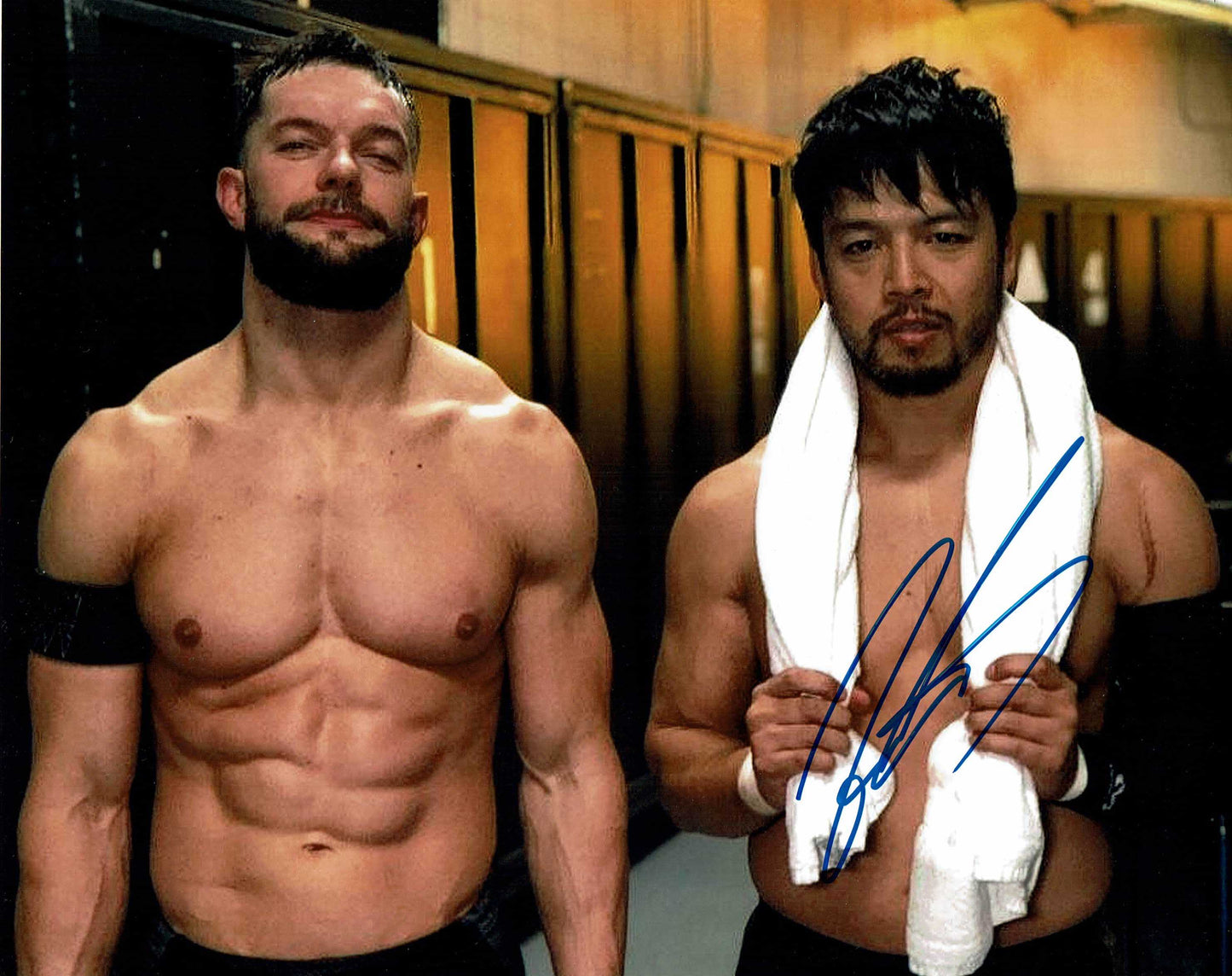 Kenta Kobayashi (Hideo Itami) Pose 1 Signed Photo COA