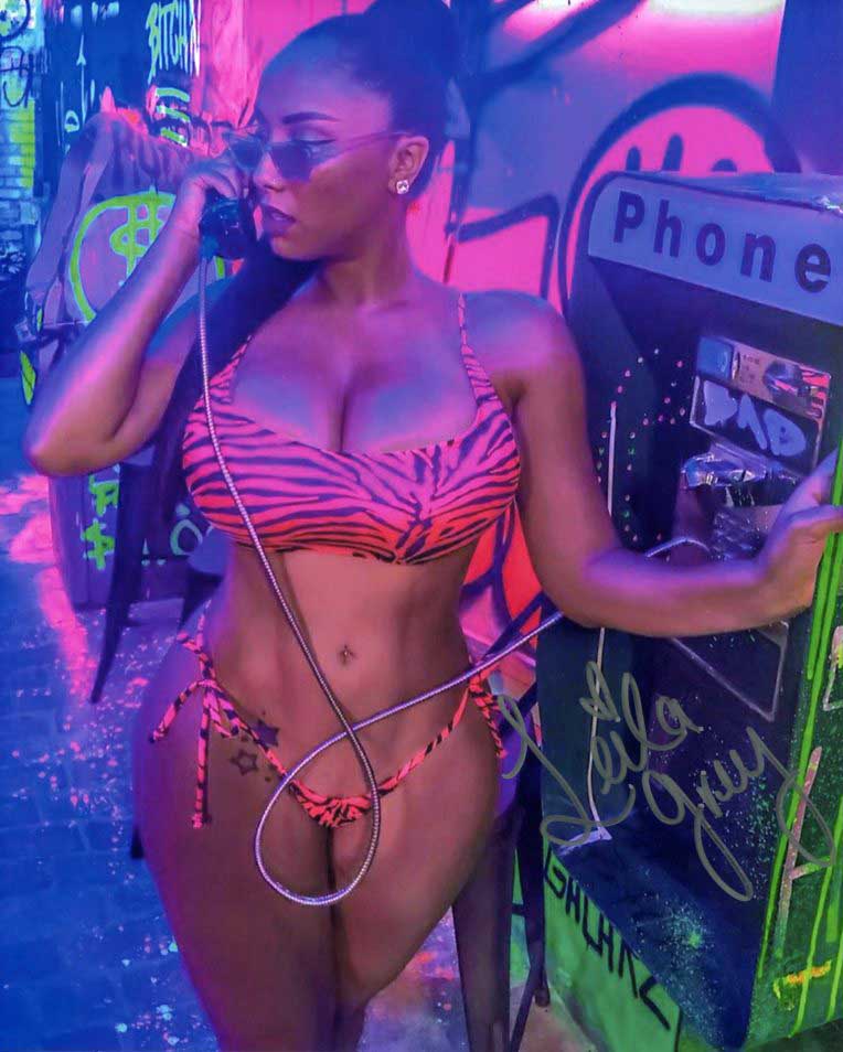 Leila Grey Pose 3 Signed Photo COA