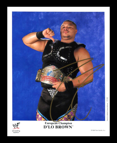 D'Lo DLO Brown Pose 3 Signed Photo COA