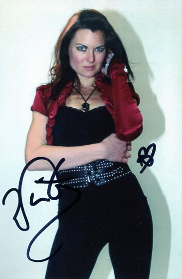 Katarina Winter (Katie Lea Burchill) Signed Candid (4x6 Size) Photo