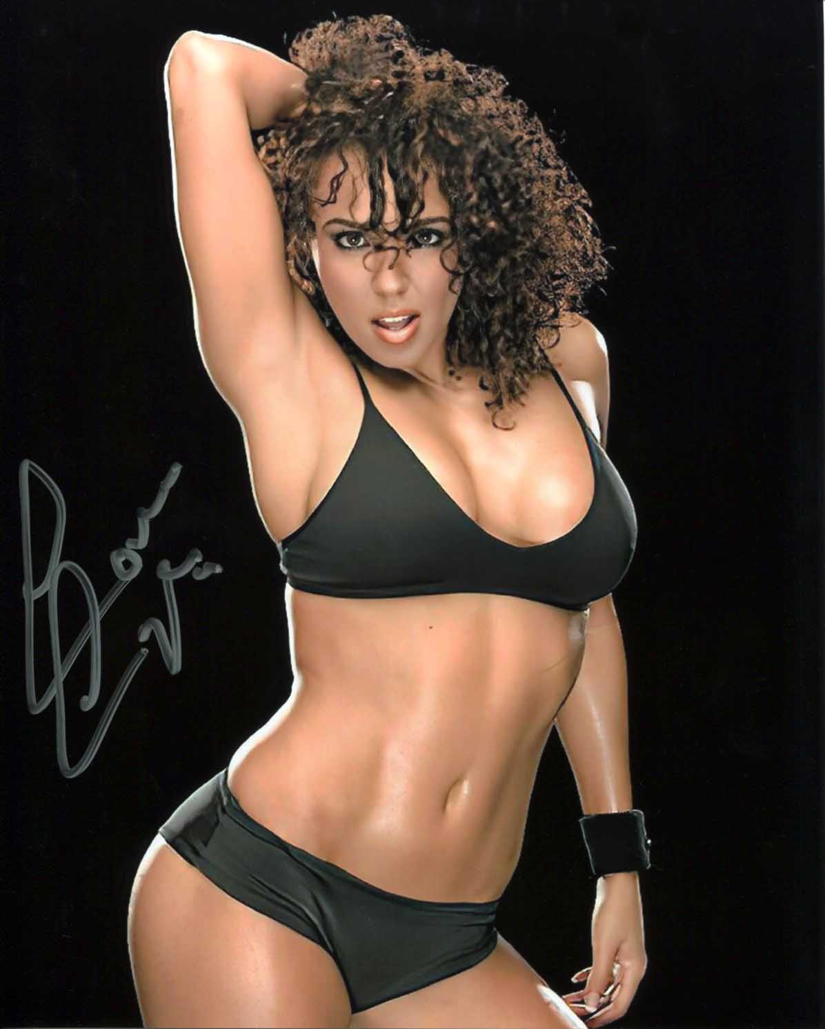Layla El Pose 1 Signed Photo COA
