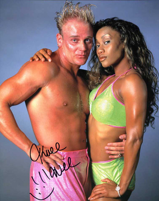 Kwee Wee Pose 1 Signed Photo COA