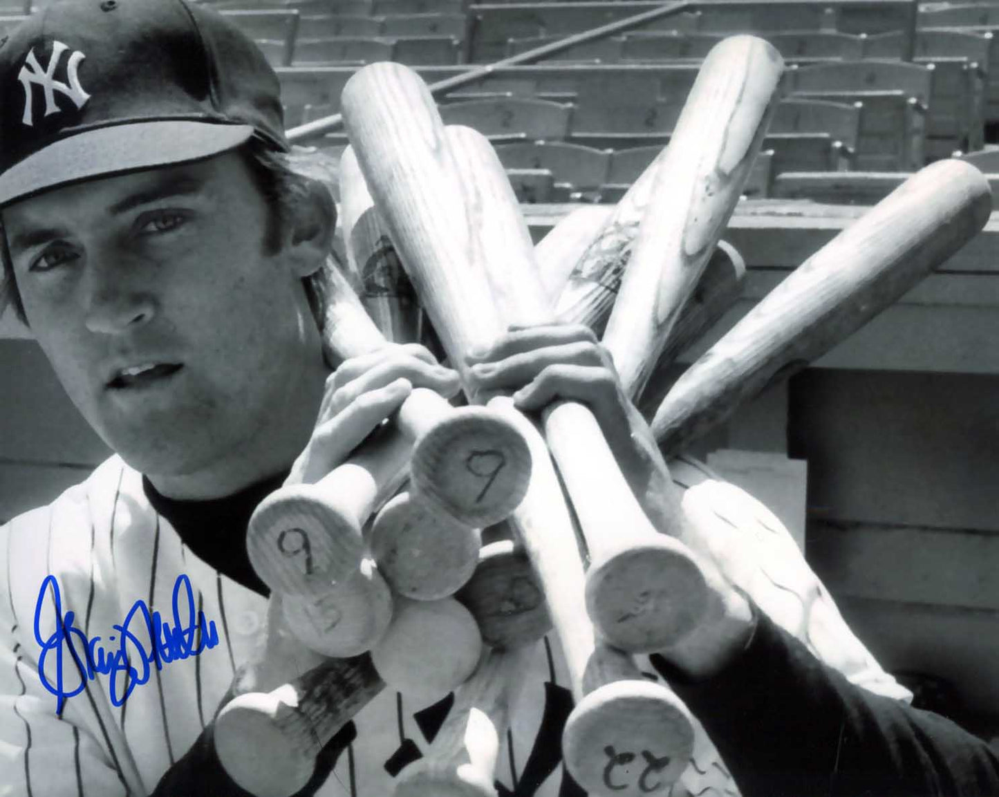Graig Nettles Pose 4 Signed Photo COA