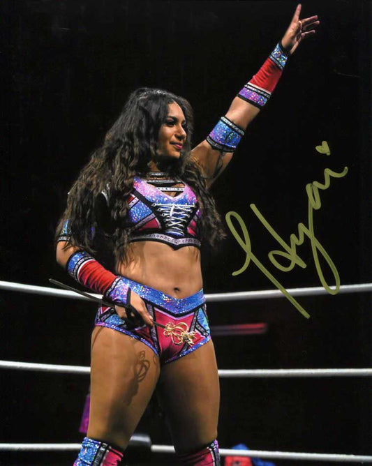 Hyan Pose 1 Signed Photo COA