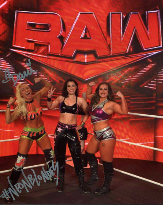 Dani Mo "Dino-Myte" Signed 8x10 Color Photo