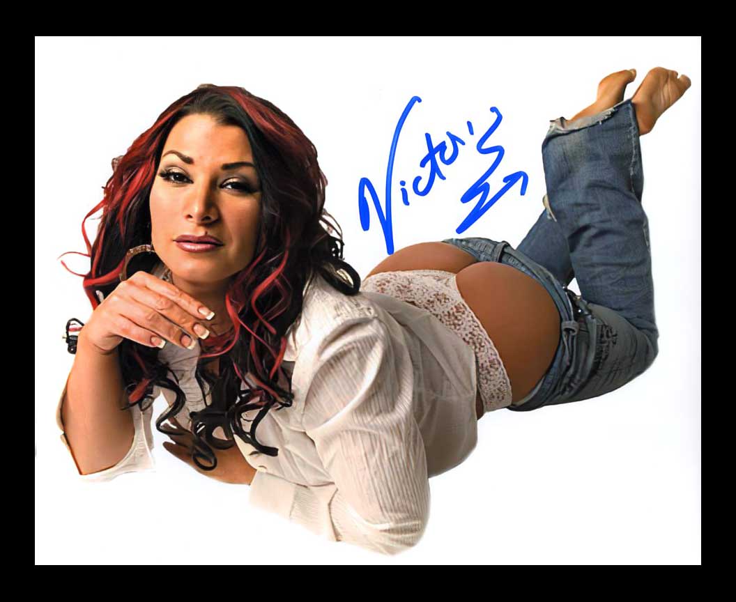 Victoria Pose 4 Signed Photo COA