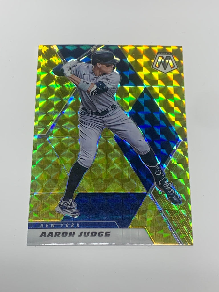 Funko POP! MLB: Aaron Judge [Road Jersey](Signed/Aaron Judge