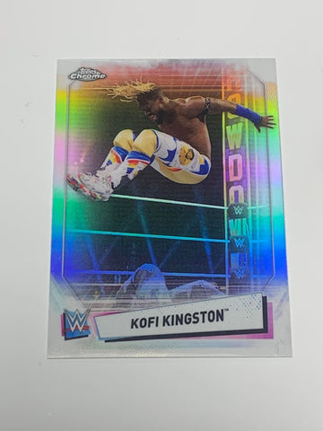 Kofi Kingston 2021 WWE Topps Chrome REFRACTOR #25