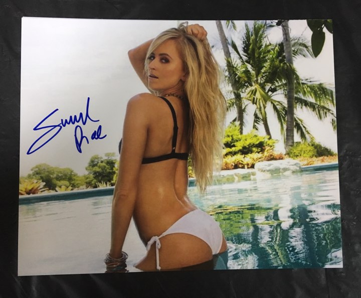 Summer Rae Pose 5 Signed Photo COA