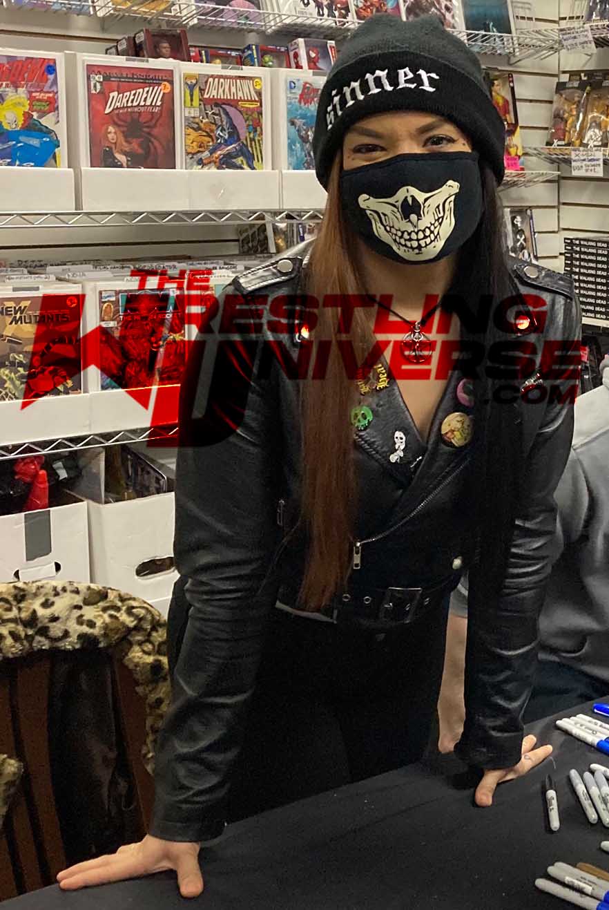 Shaul Guerrero (Raquel Diaz) Pose 5 Signed Photo COA