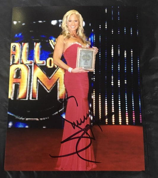 Sunny Pose 9 Signed Photo COA