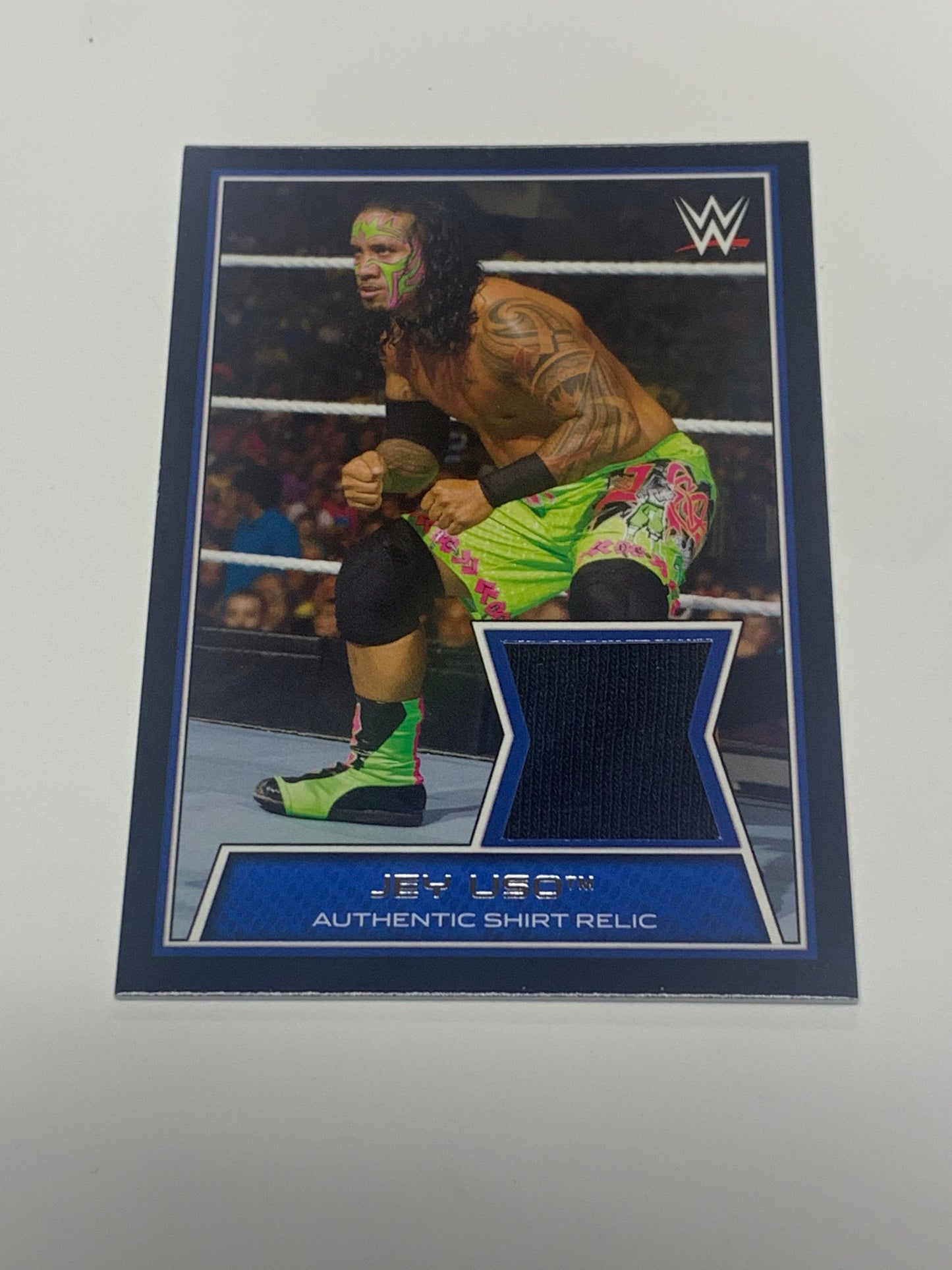 Jey Uso 2014 WWE Topps Road To WrestleMania Authentic Event-Worn Shirt Relic